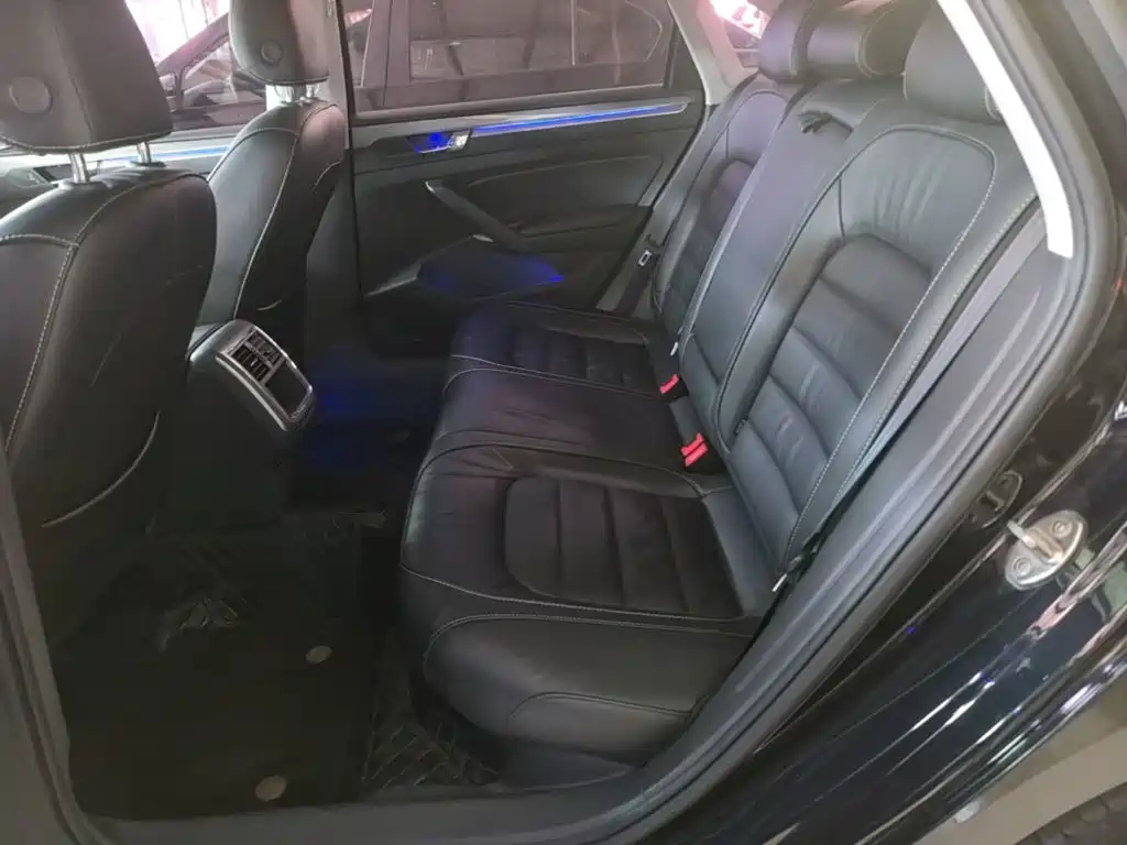 Volkswagen Passat — миниатюра 17