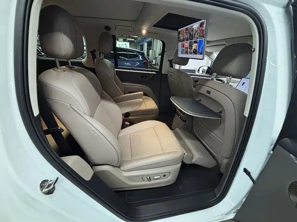 Li Auto Li i8 — миниатюра 8