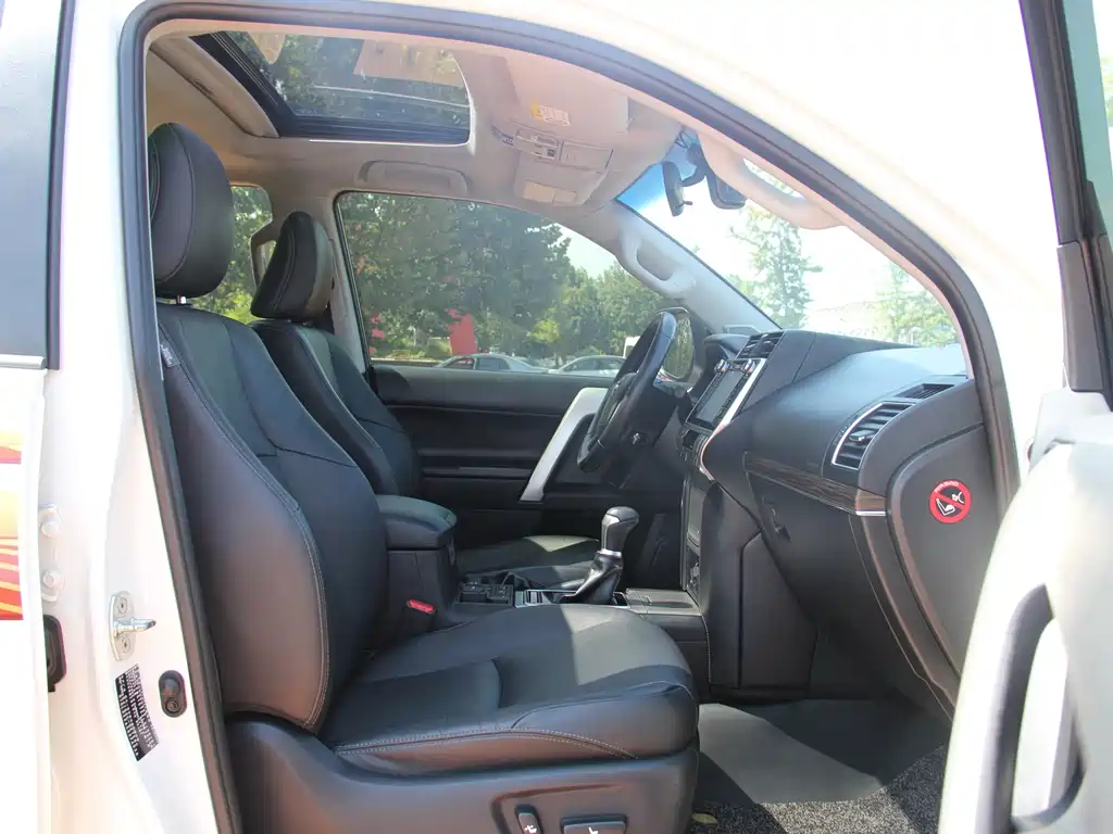 Toyota Prado — миниатюра 17