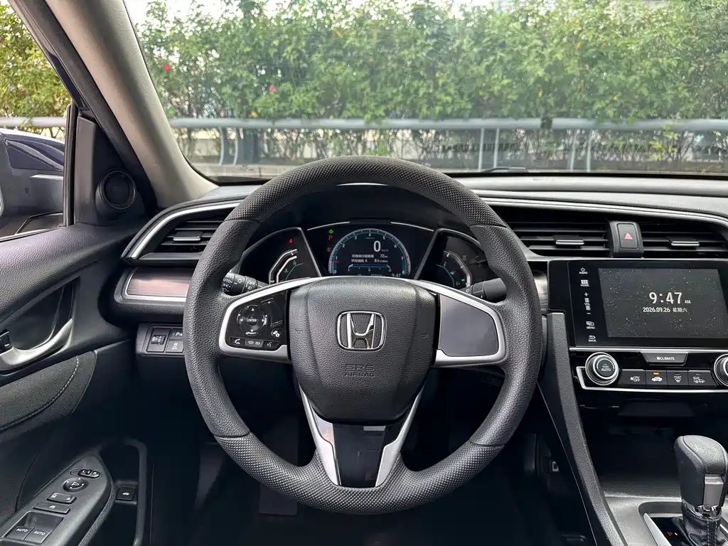 Honda Civic — миниатюра 12