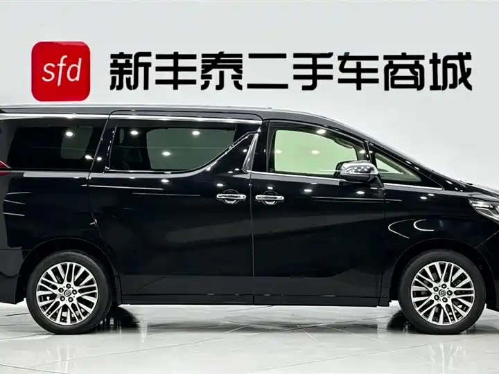 Toyota Alphard 2018 3.5L Luxury