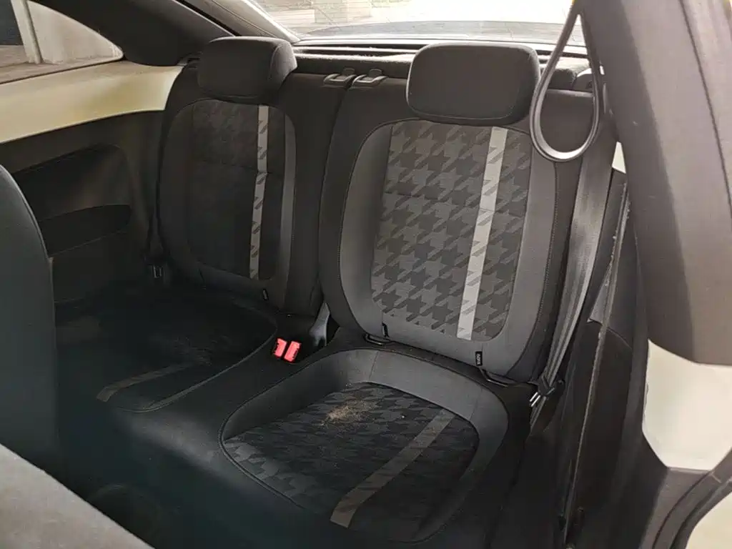 Volkswagen Beetle — миниатюра 17