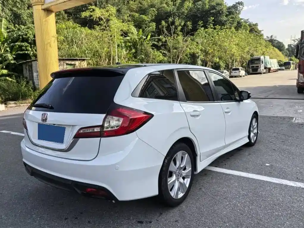 Honda Jade — миниатюра 3