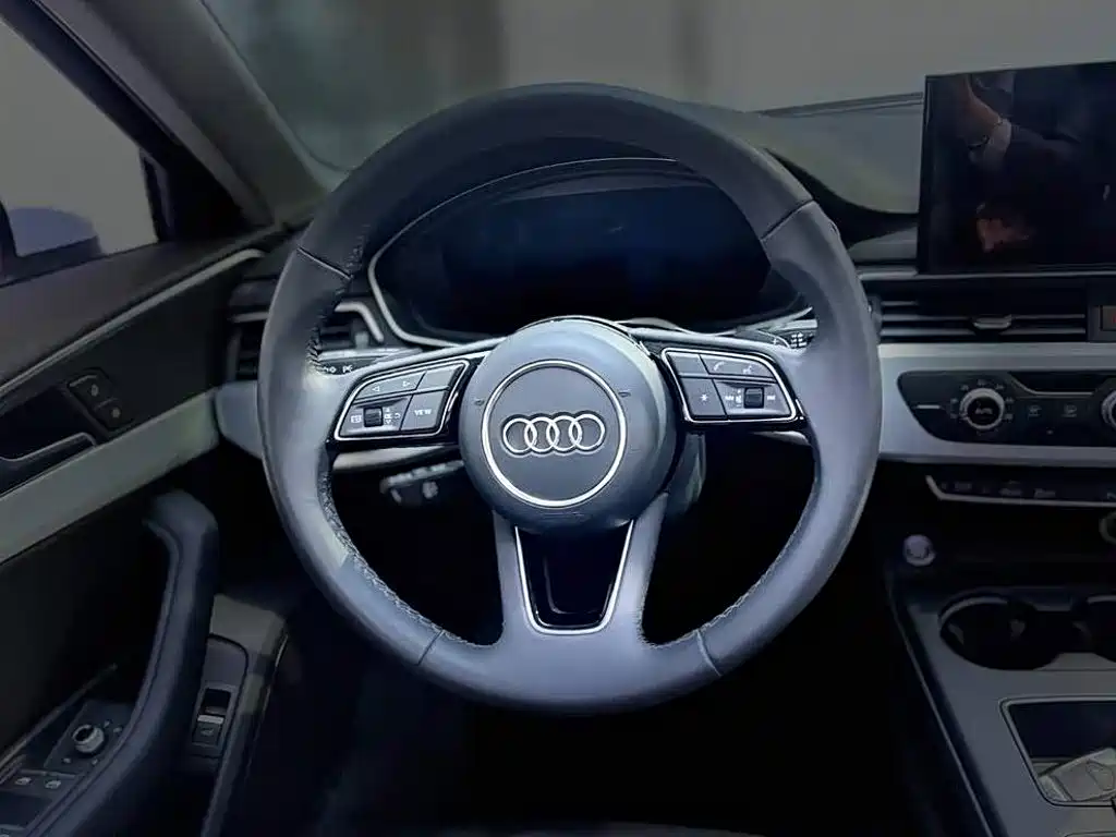 Audi A4L 2020 40 TFSI Fashion