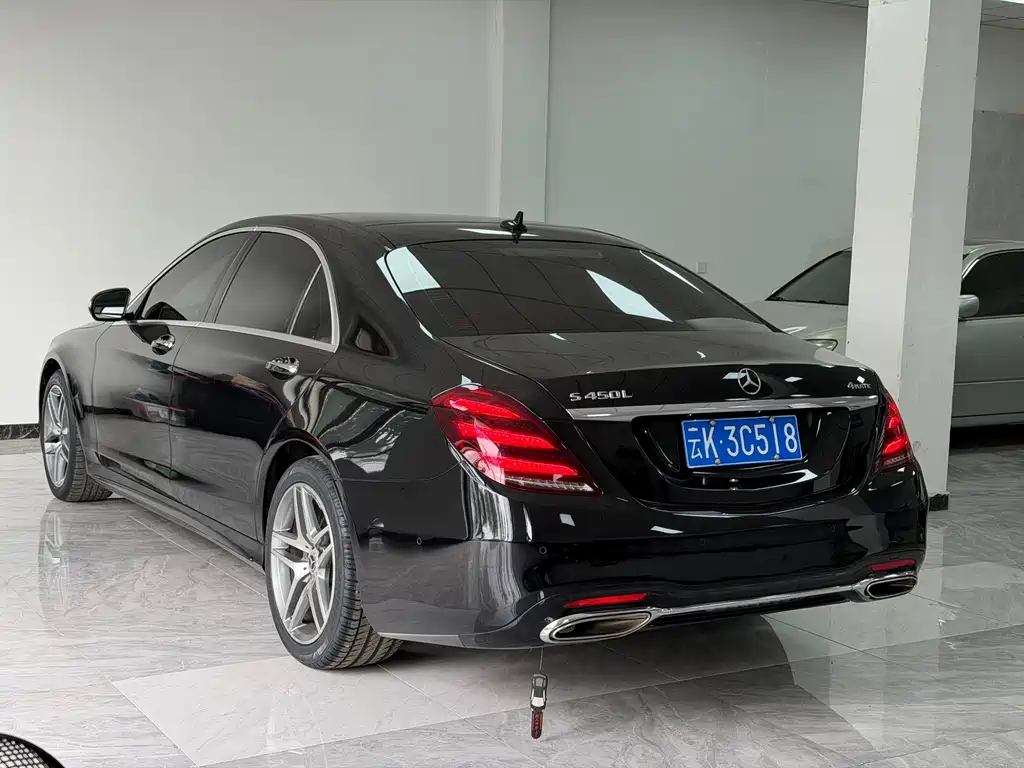 Mercedes-Benz S-Class — миниатюра 6