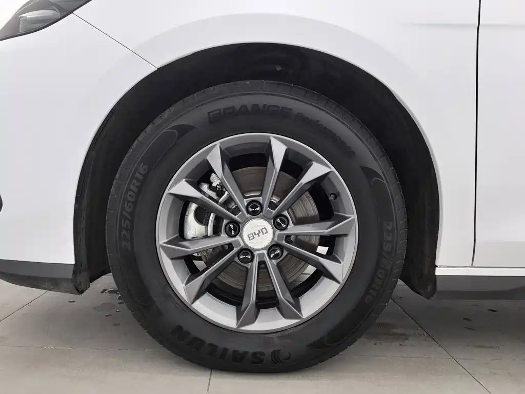 BYD Seal 05 DM-i — миниатюра 17