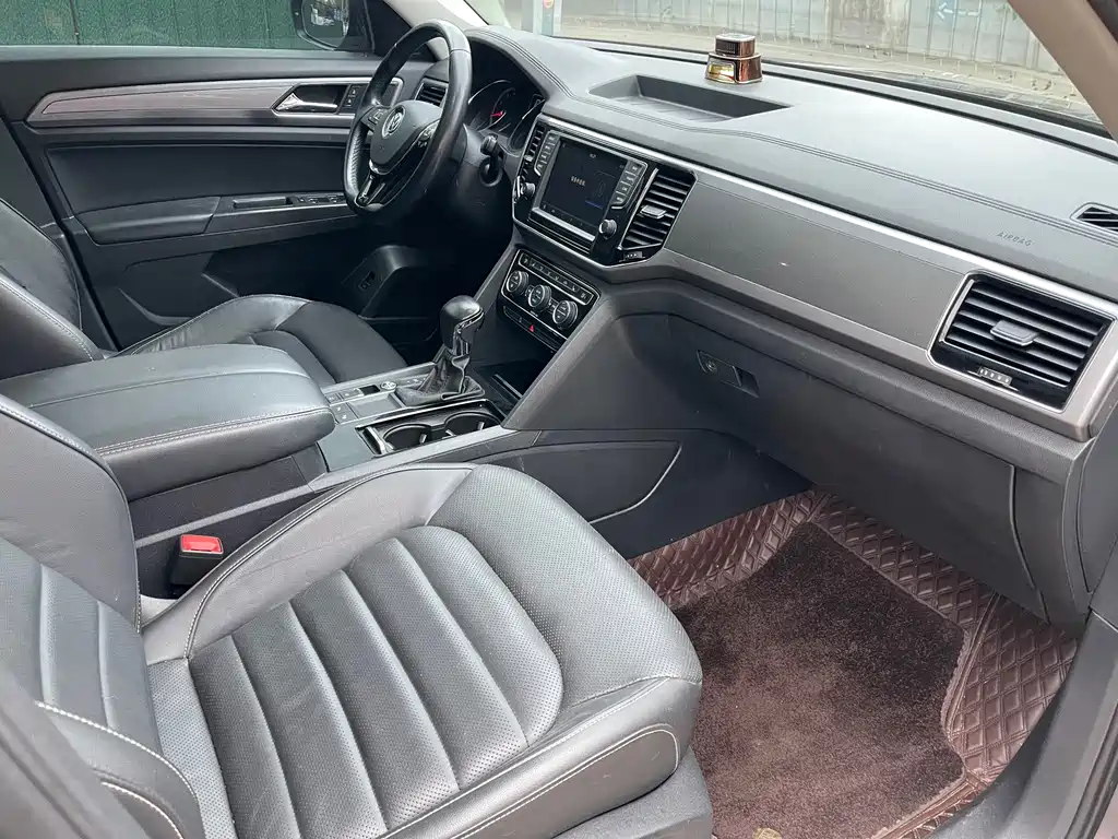Volkswagen Teramont — миниатюра 13