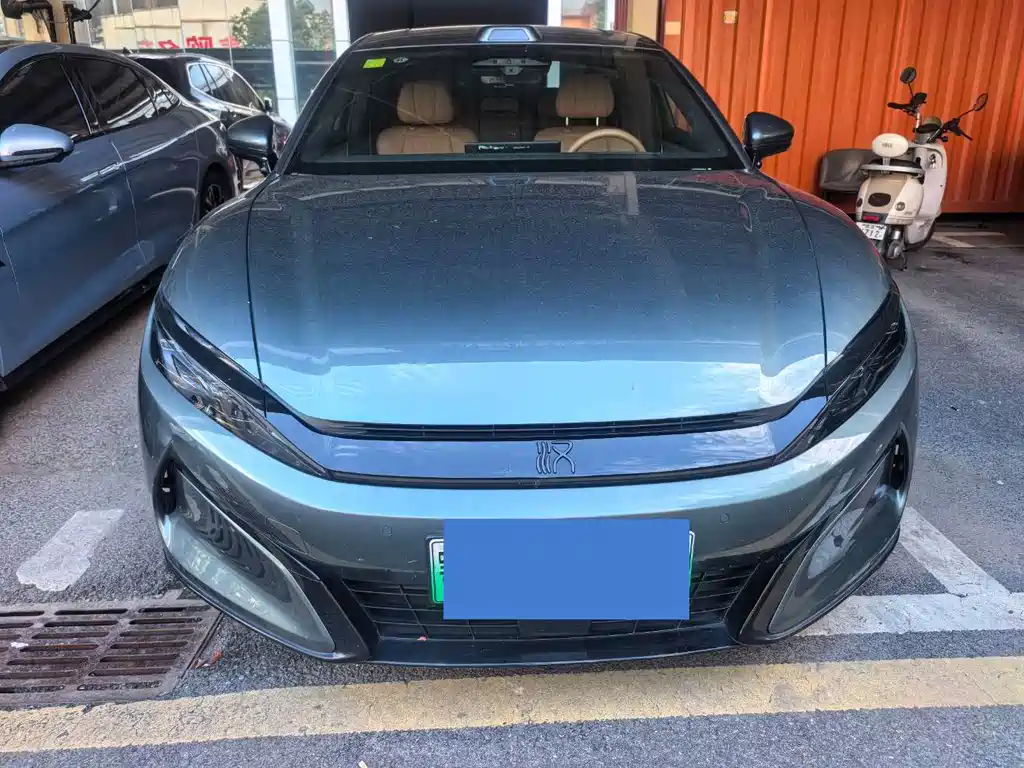 BYD Han L — миниатюра 2