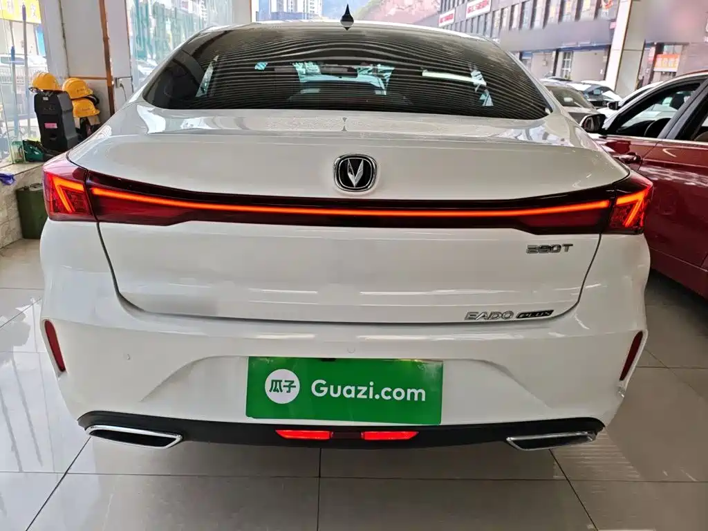 Changan Eado — миниатюра 6