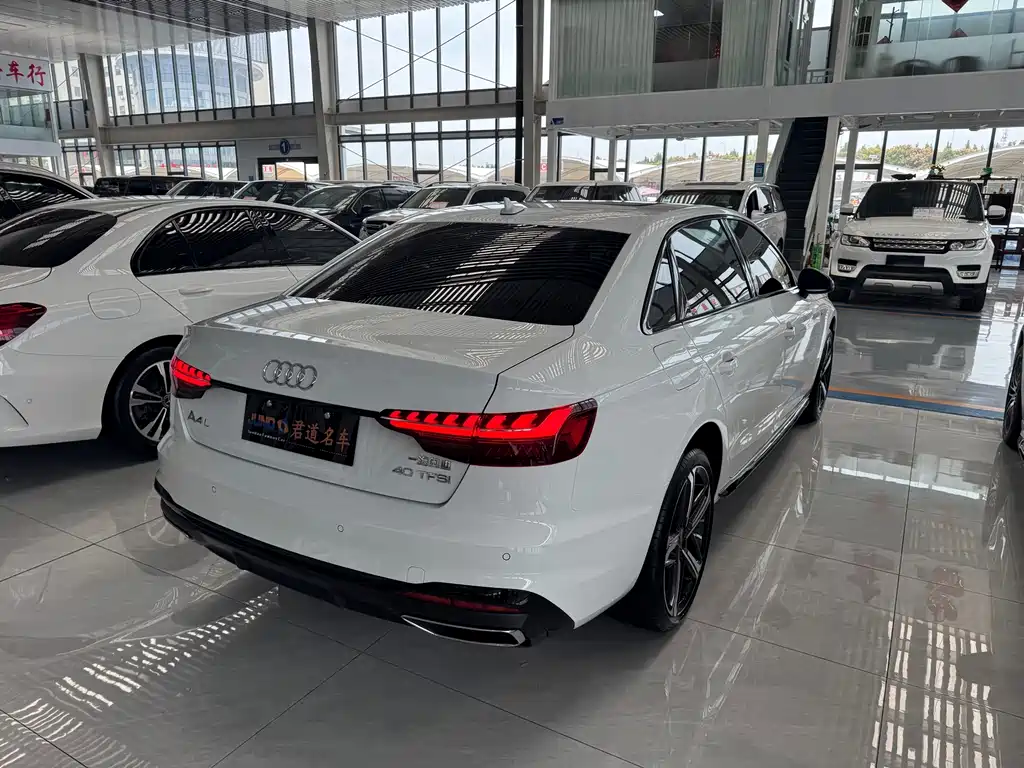 Audi A4L — миниатюра 4