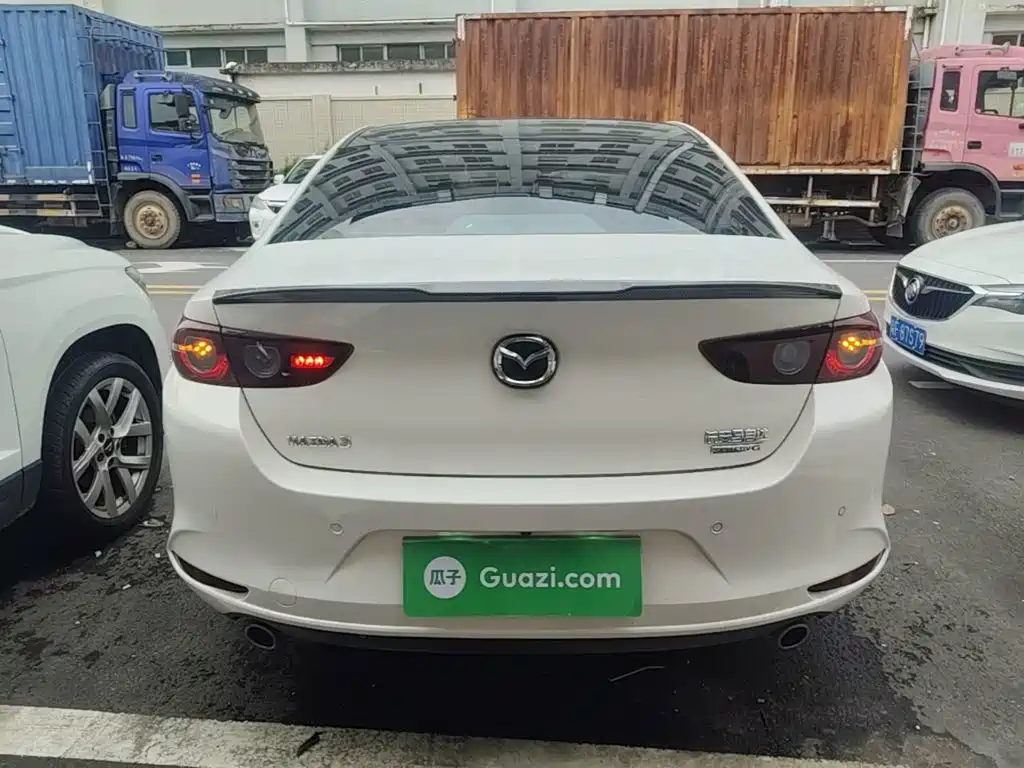 Mazda 3 Axela — миниатюра 6