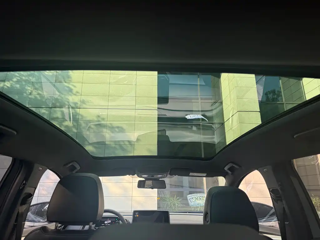 Volkswagen ID.4 Crozz — миниатюра 14