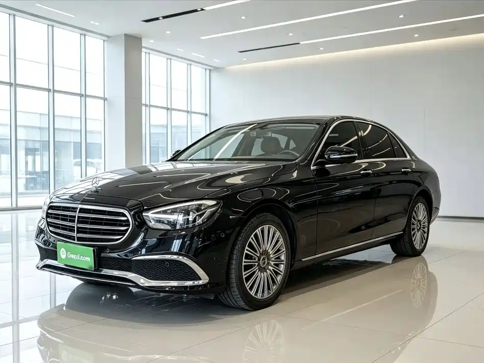 Mercedes-Benz E-Class — миниатюра 2