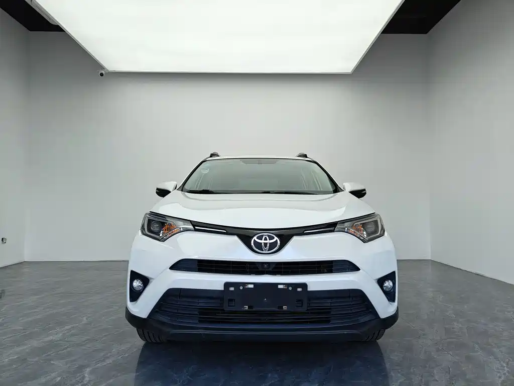 Toyota RAV4 2016 2.0L CVT V