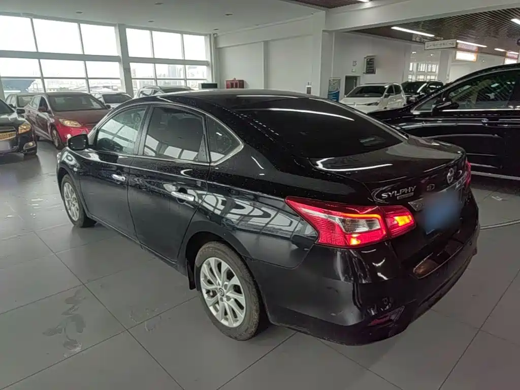 Nissan Sylphy — миниатюра 5