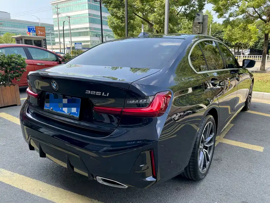 BMW 3 Series — миниатюра 12