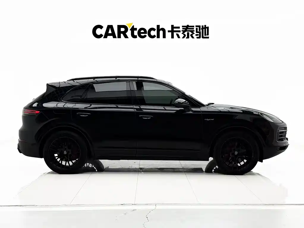 Porsche Cayenne Hybrid — миниатюра 4