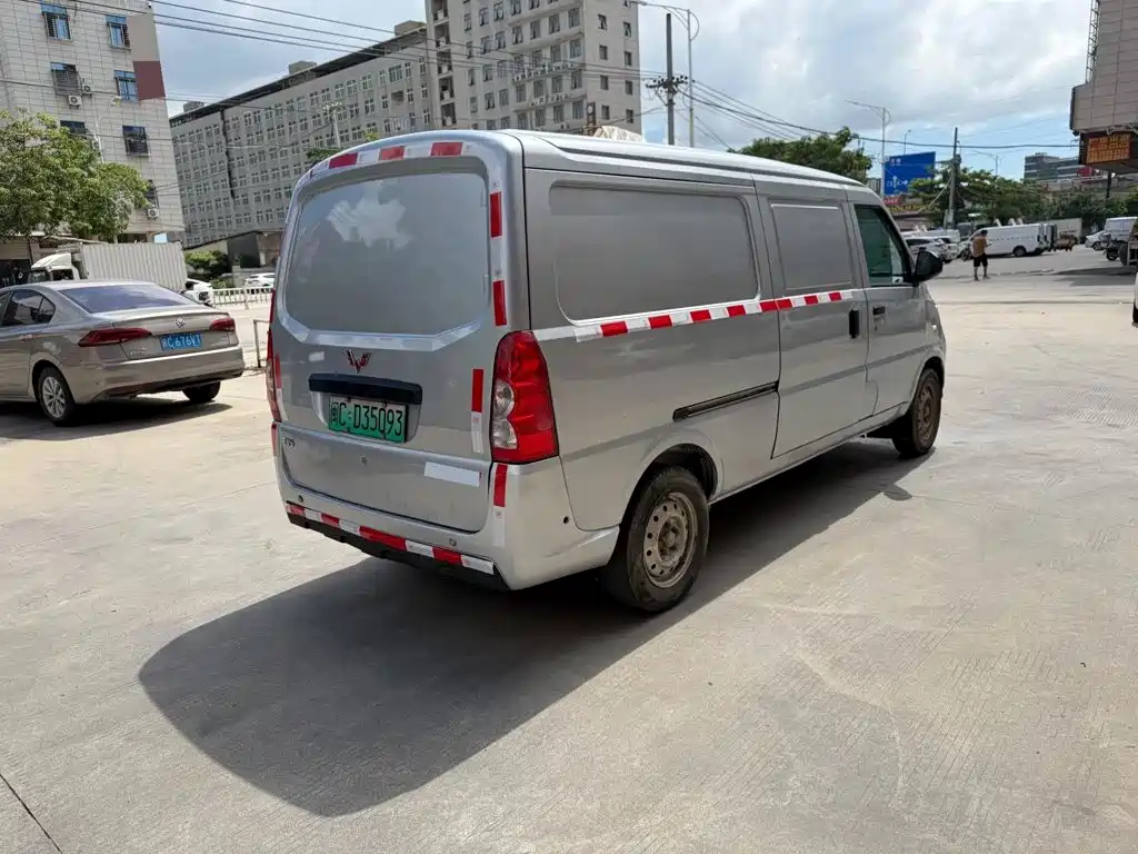 Wuling Wuling EV50 — миниатюра 5