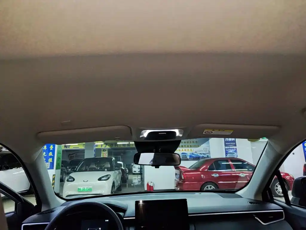 Toyota Corolla Cross — миниатюра 18