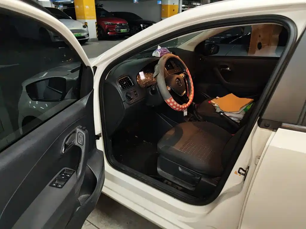 Volkswagen Polo — миниатюра 13