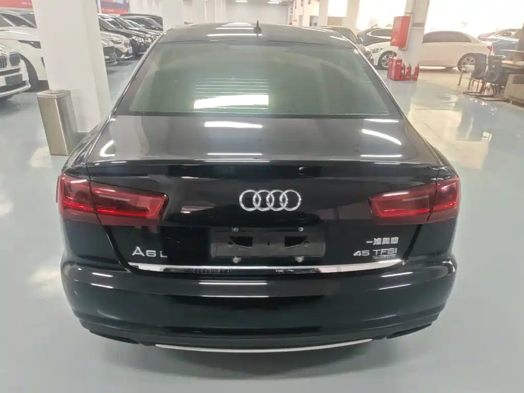 Audi A6L — миниатюра 6