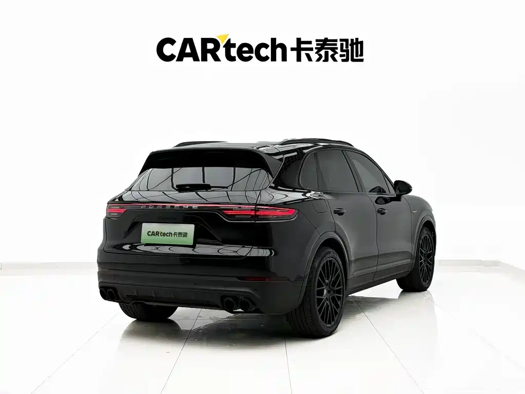 Porsche Cayenne Hybrid — миниатюра 26