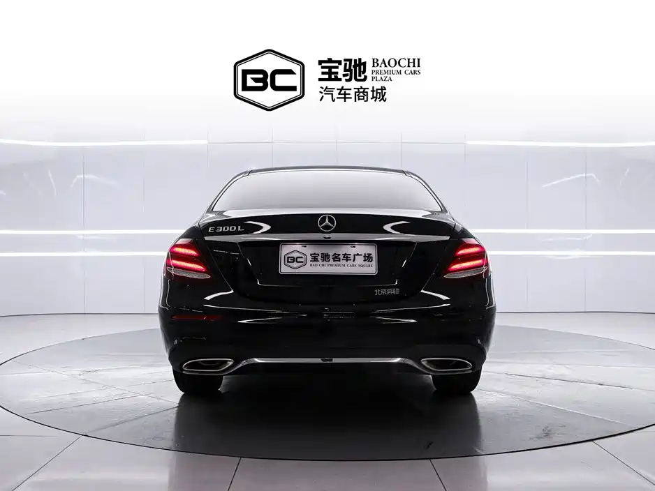 Mercedes-Benz E-Class — миниатюра 4
