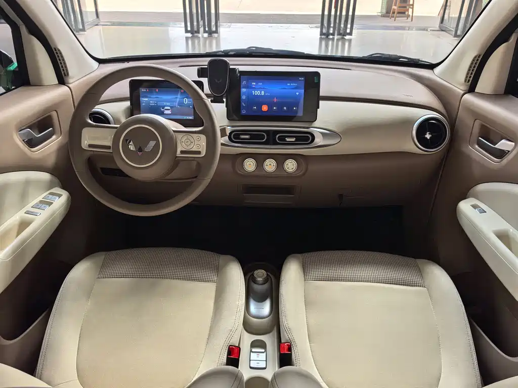 Wuling MINIEV — миниатюра 15