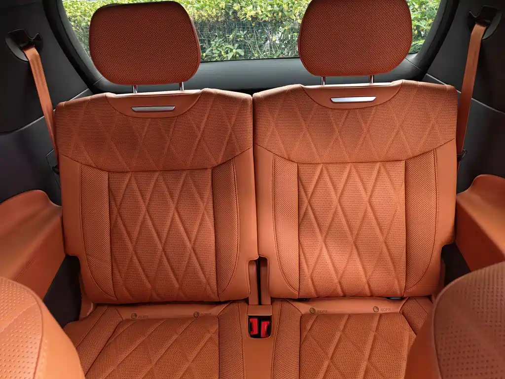 Volkswagen ID.ERA 9X — миниатюра 5