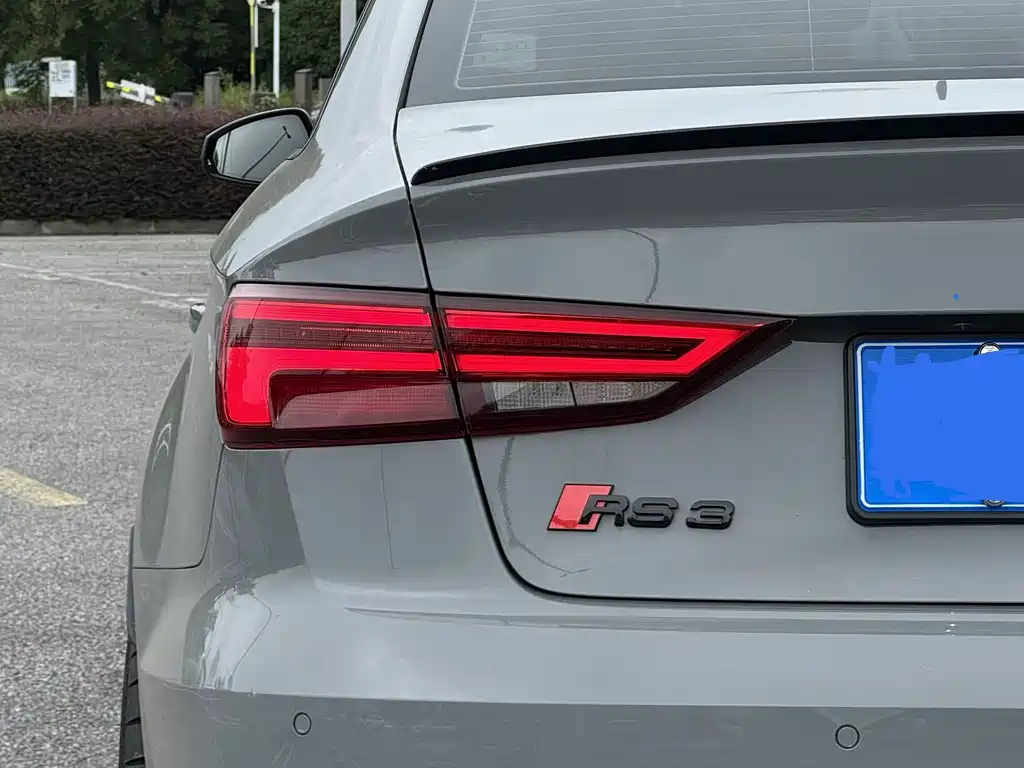 Audi RS 3 — миниатюра 8