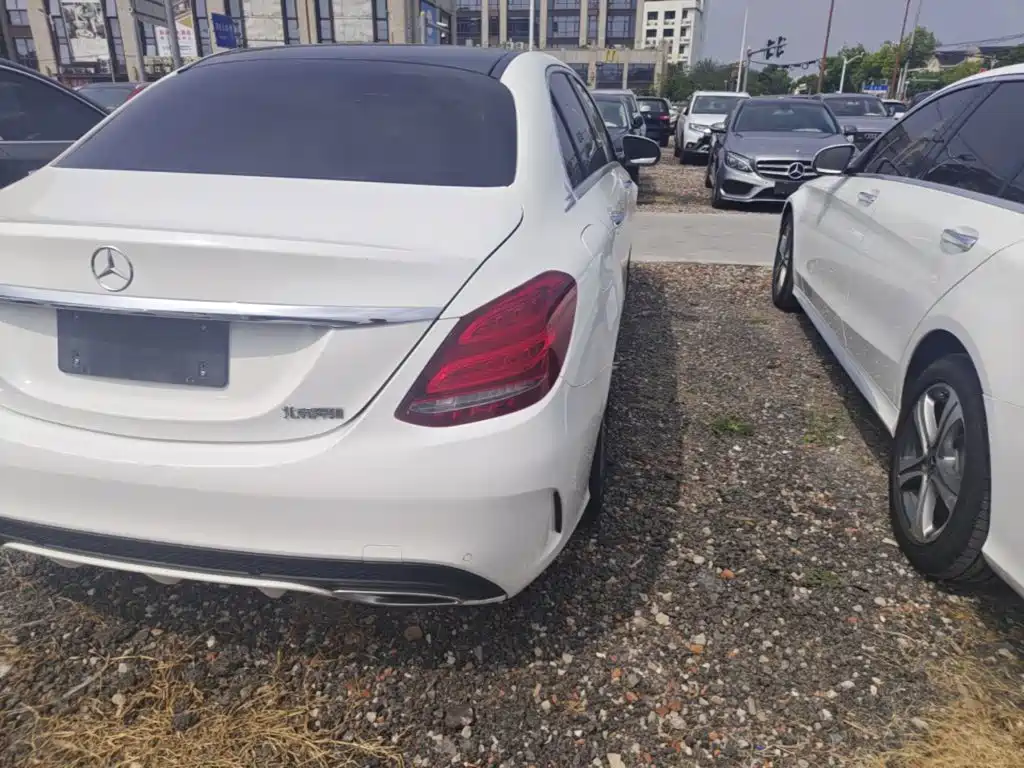 Mercedes-Benz C-Class — миниатюра 8