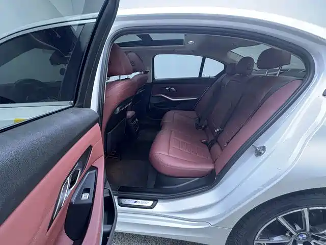 BMW 3 Series — миниатюра 11