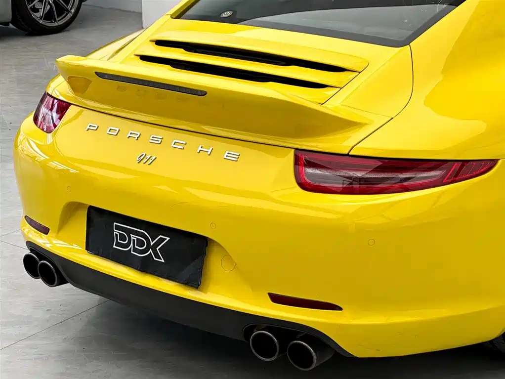 Porsche 911 2012 Carrera S 3.8L