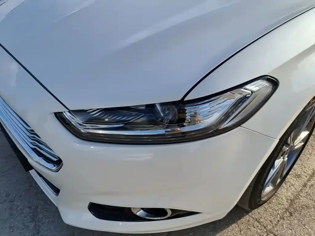 Ford Mondeo — миниатюра 24