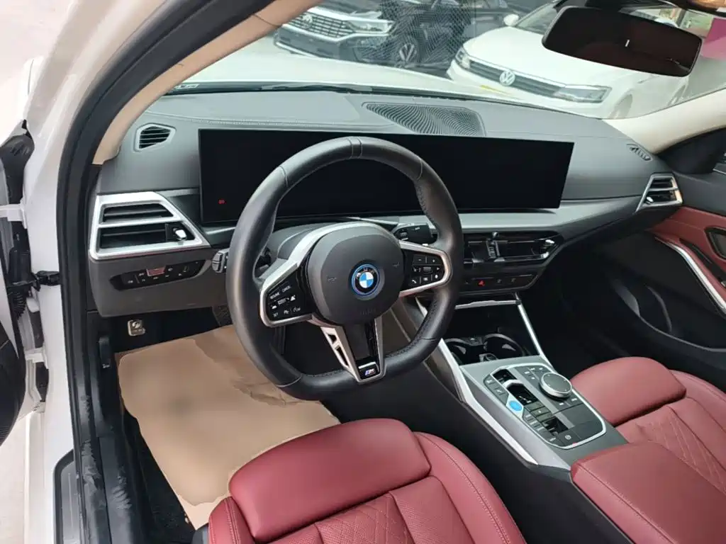 BMW i3 — миниатюра 10
