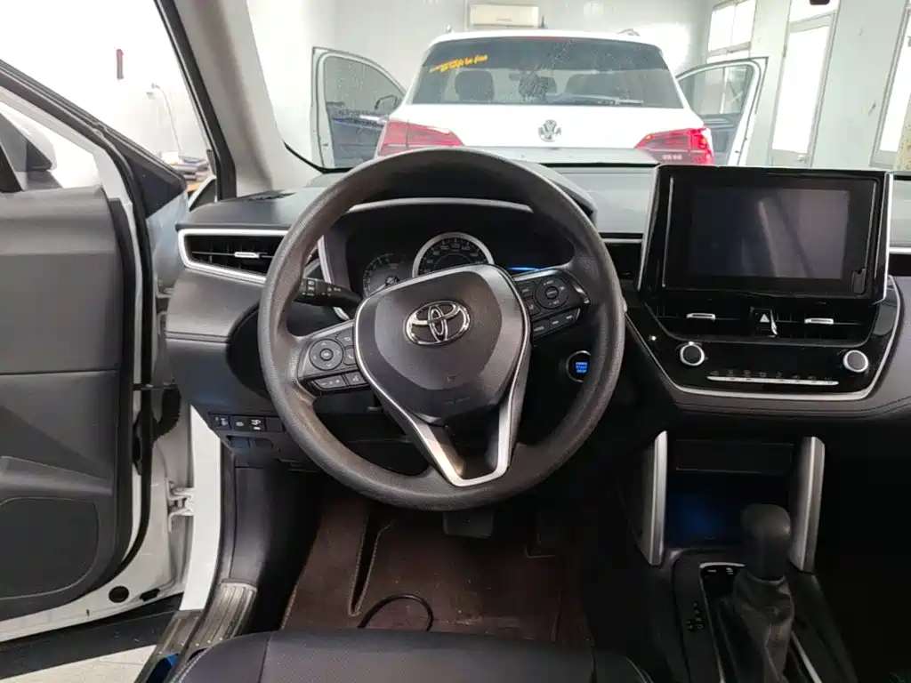 Toyota Frontlander — миниатюра 11