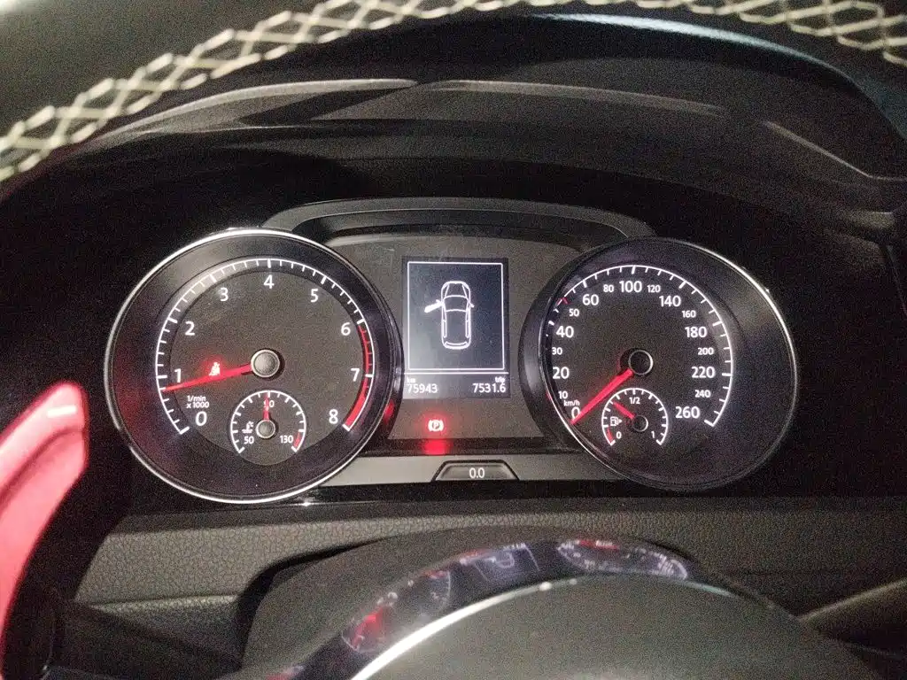 Volkswagen Golf — миниатюра 12