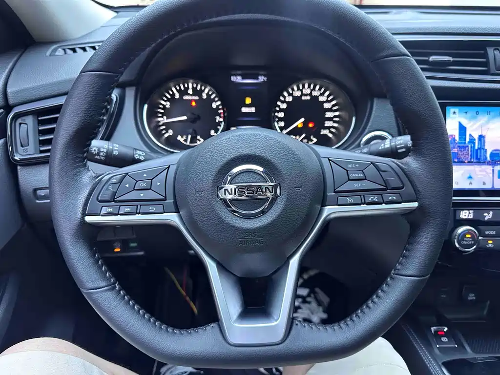 Nissan X-Trail — миниатюра 12