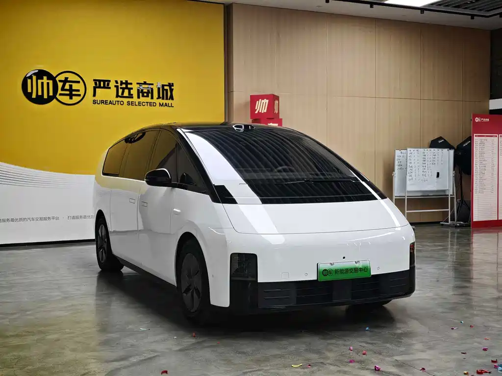 Li Auto Li MEGA — миниатюра 3