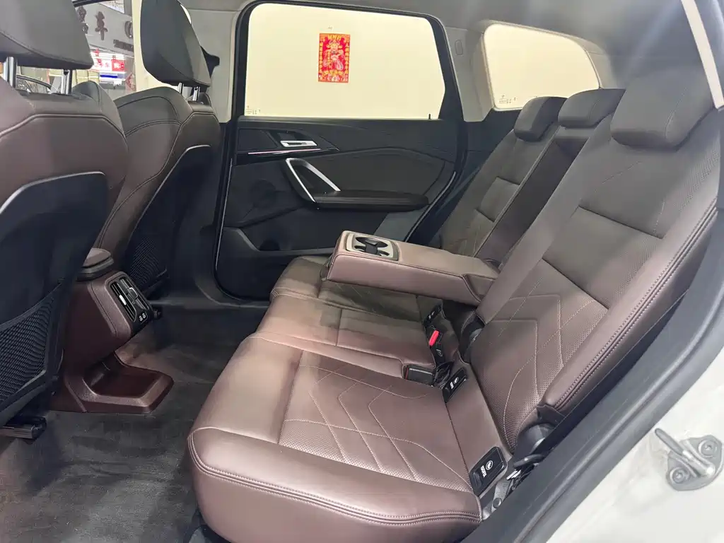 BMW X1 — миниатюра 10