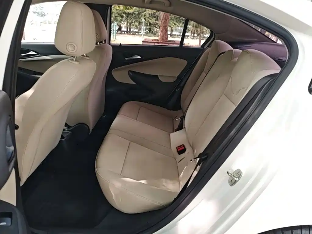 Buick Excelle — миниатюра 17