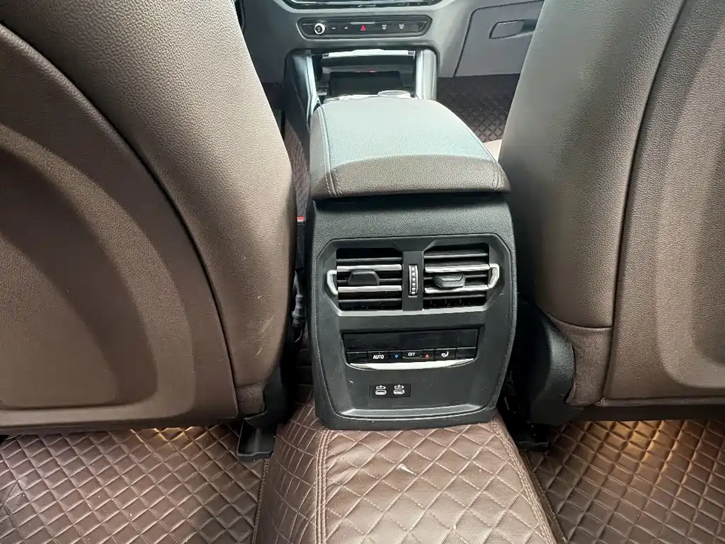 BMW i3 — миниатюра 4