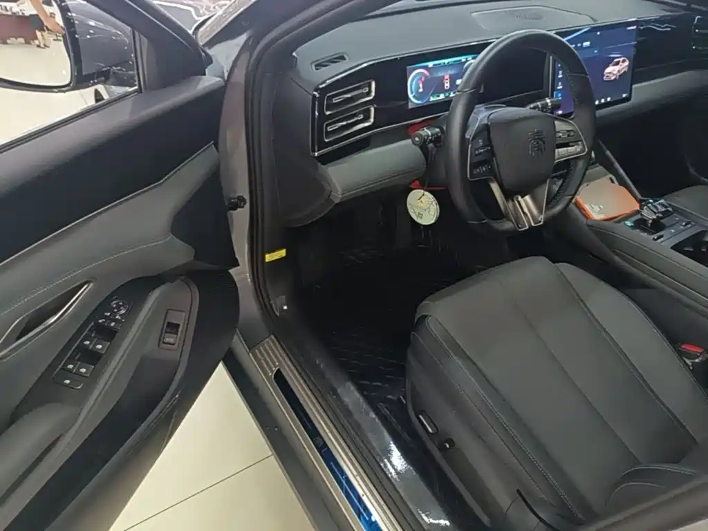 BYD Qin L — миниатюра 16
