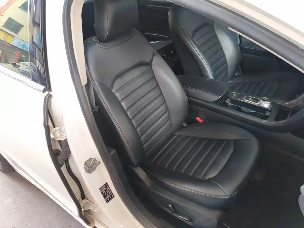 Ford Mondeo — миниатюра 25