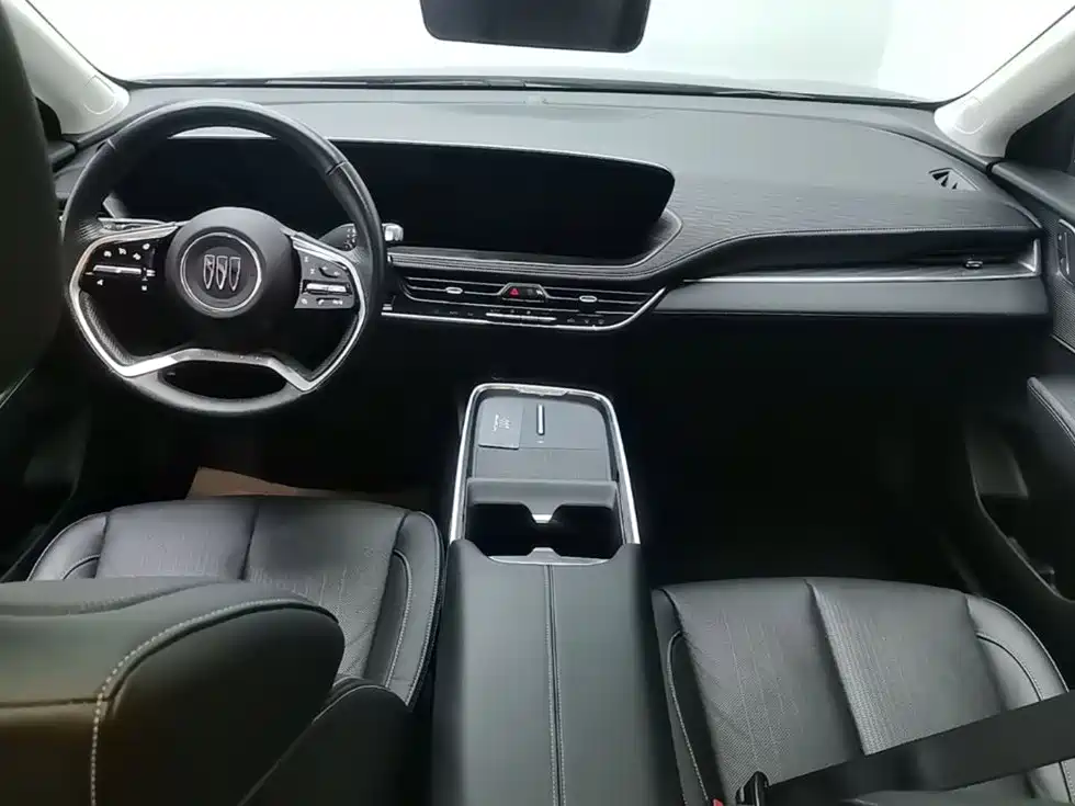 Buick LaCrosse — миниатюра 10