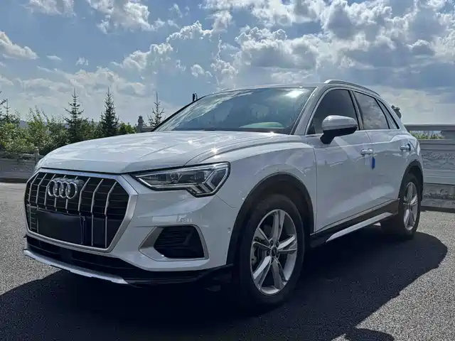 2023 Audi Q3