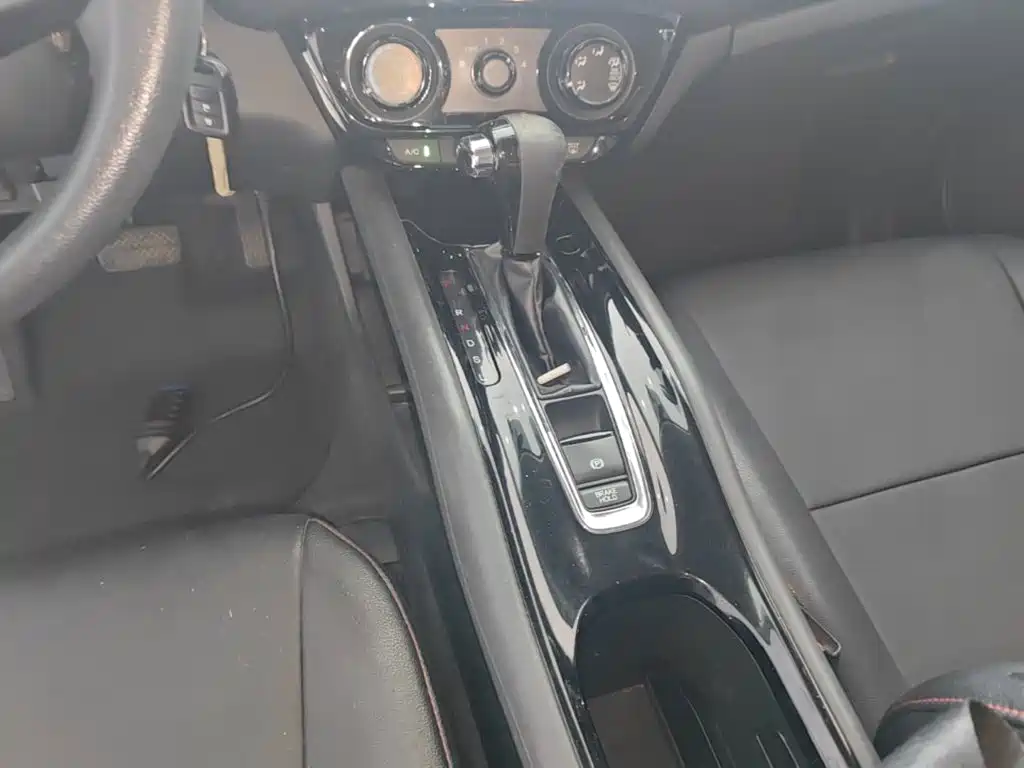 Honda Vezel — миниатюра 14