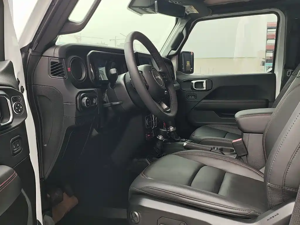 Jeep Wrangler — миниатюра 5