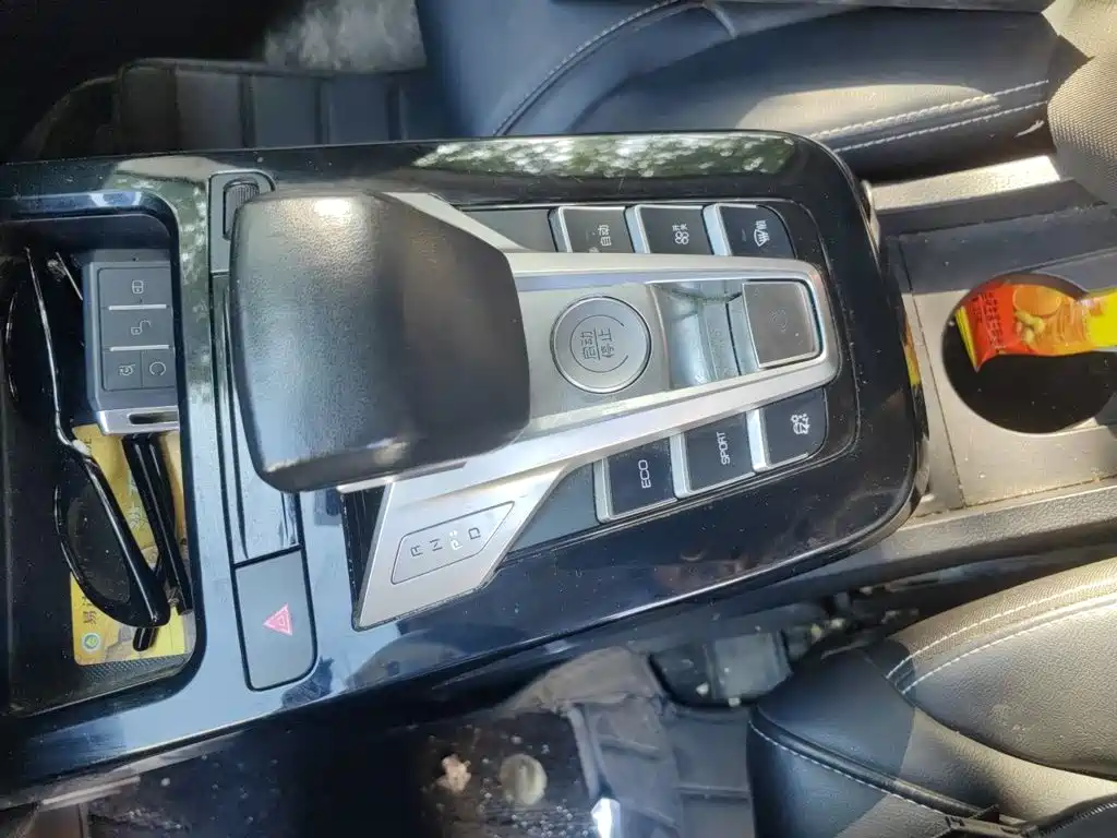 BYD Yuan EV — миниатюра 11
