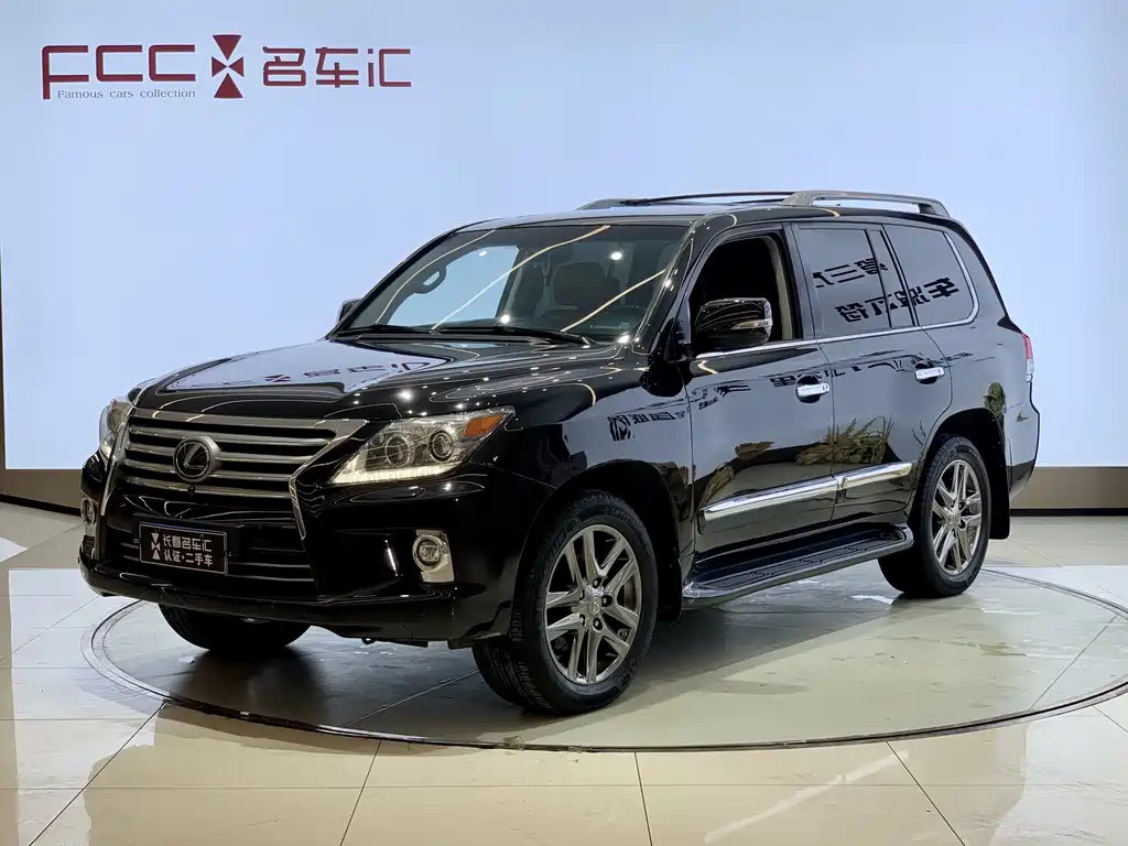 Lexus LX 2015